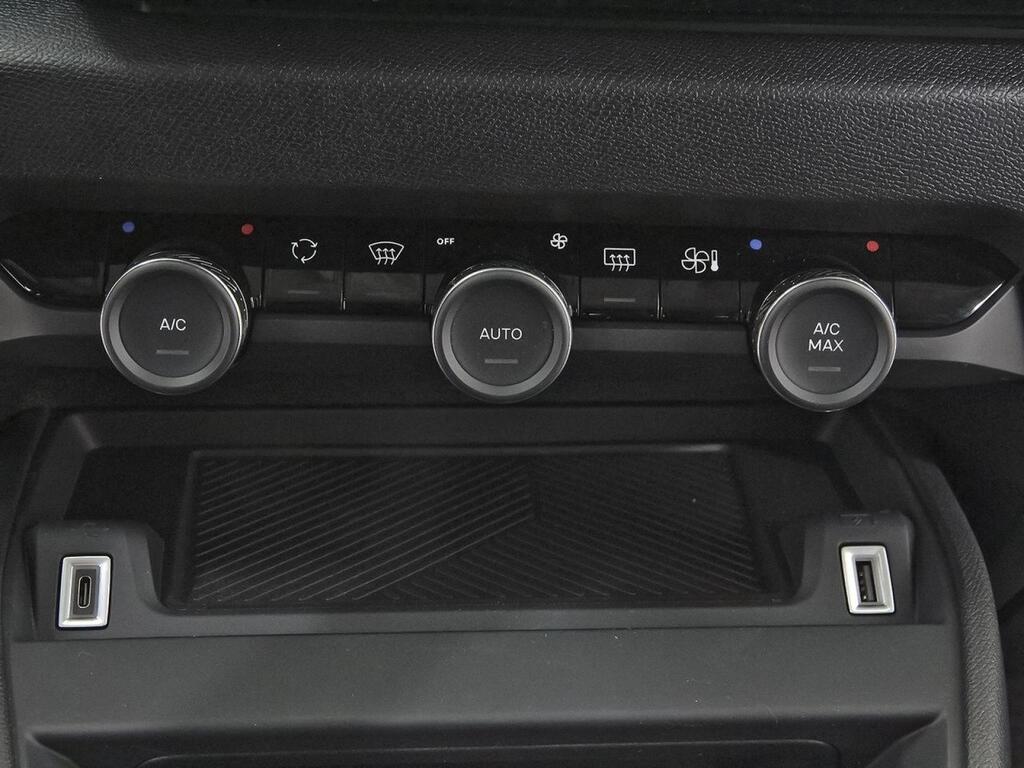 Citroën C4 PureTech 130 S&S EAT8 Plus 29