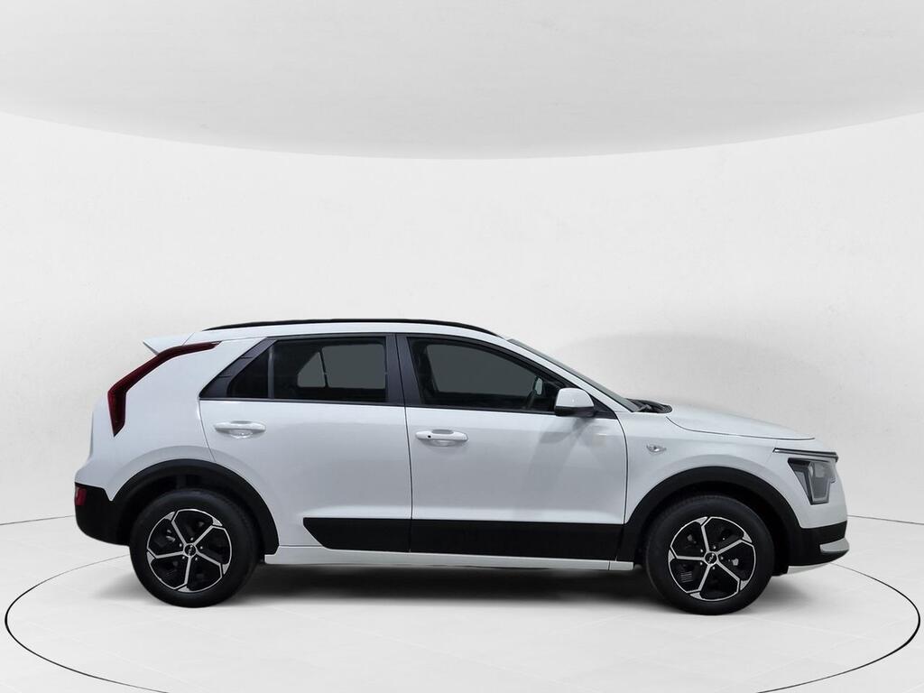 Kia Niro 1.6 GDi HEV 104kW (141CV) Concept 3
