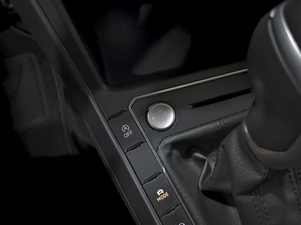 Volkswagen Taigo R-Line 1.0 TSI 81kW (110CV) DSG 31