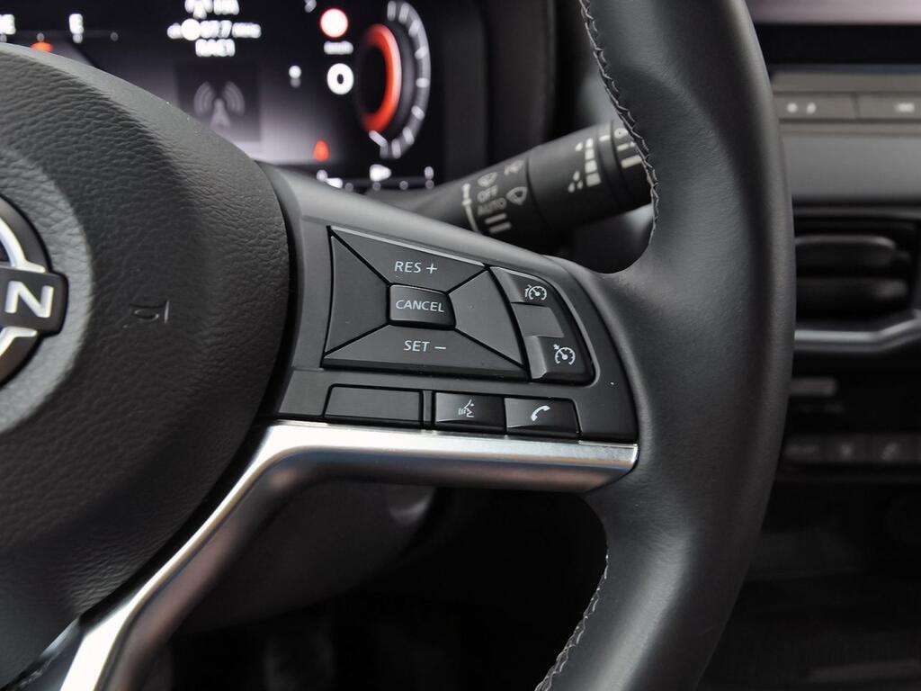 Nissan Juke DIG-T 84 kW (114 CV) 6M/T N-Connecta 17