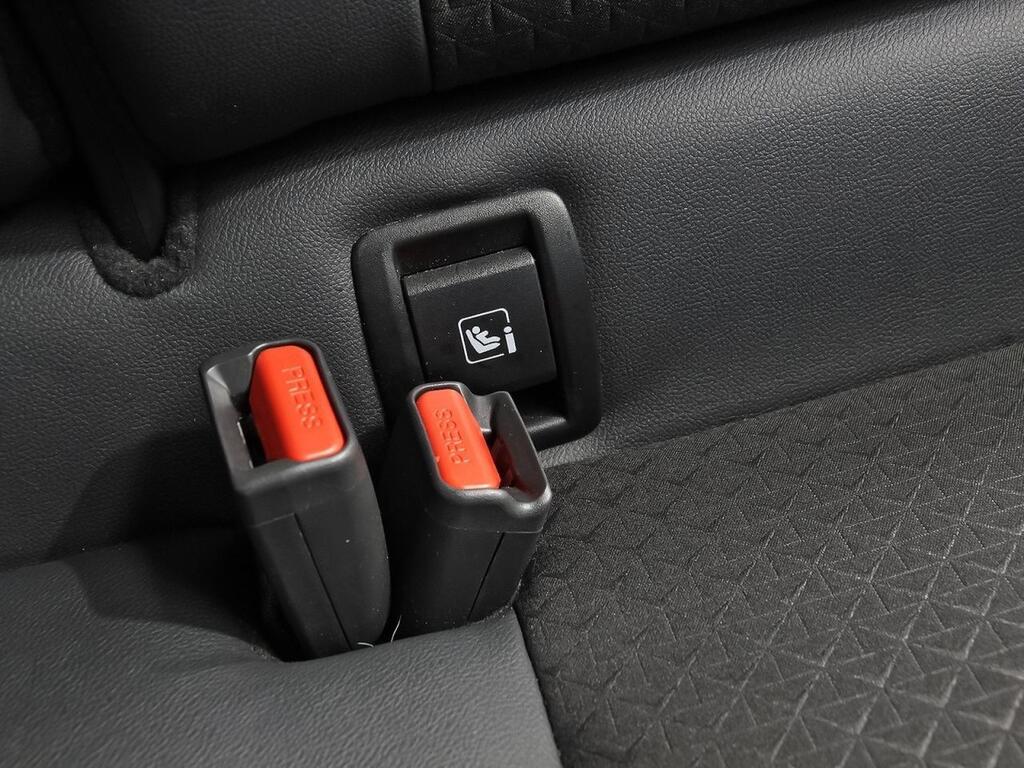 Nissan Juke DIG-T 84 kW (114 CV) 6M/T N-Connecta 31