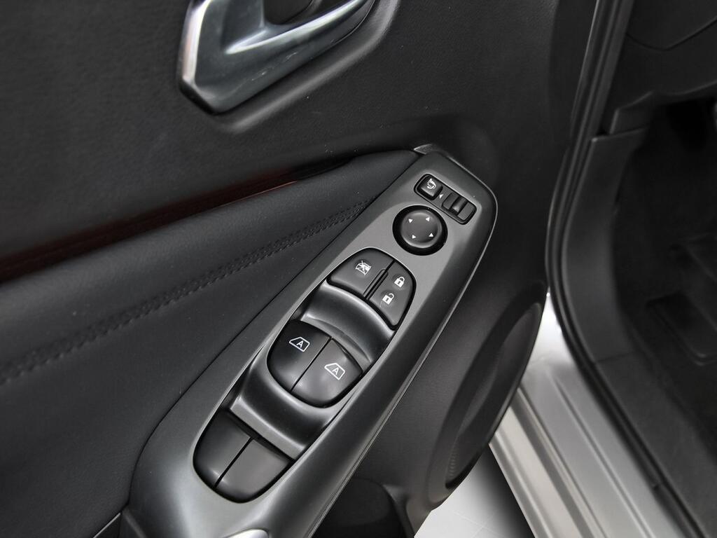 Nissan Juke DIG-T 84 kW (114 CV) 6M/T N-Connecta 11