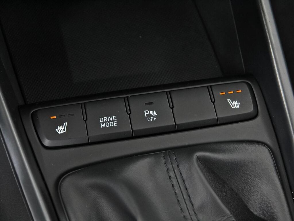 Hyundai i20 1.0 TGDI 74kW (100CV) Klass 27