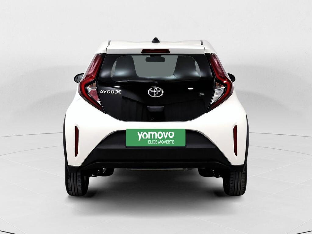Toyota Aygo X Cross 1.0 VVT-I 72CV Play 5