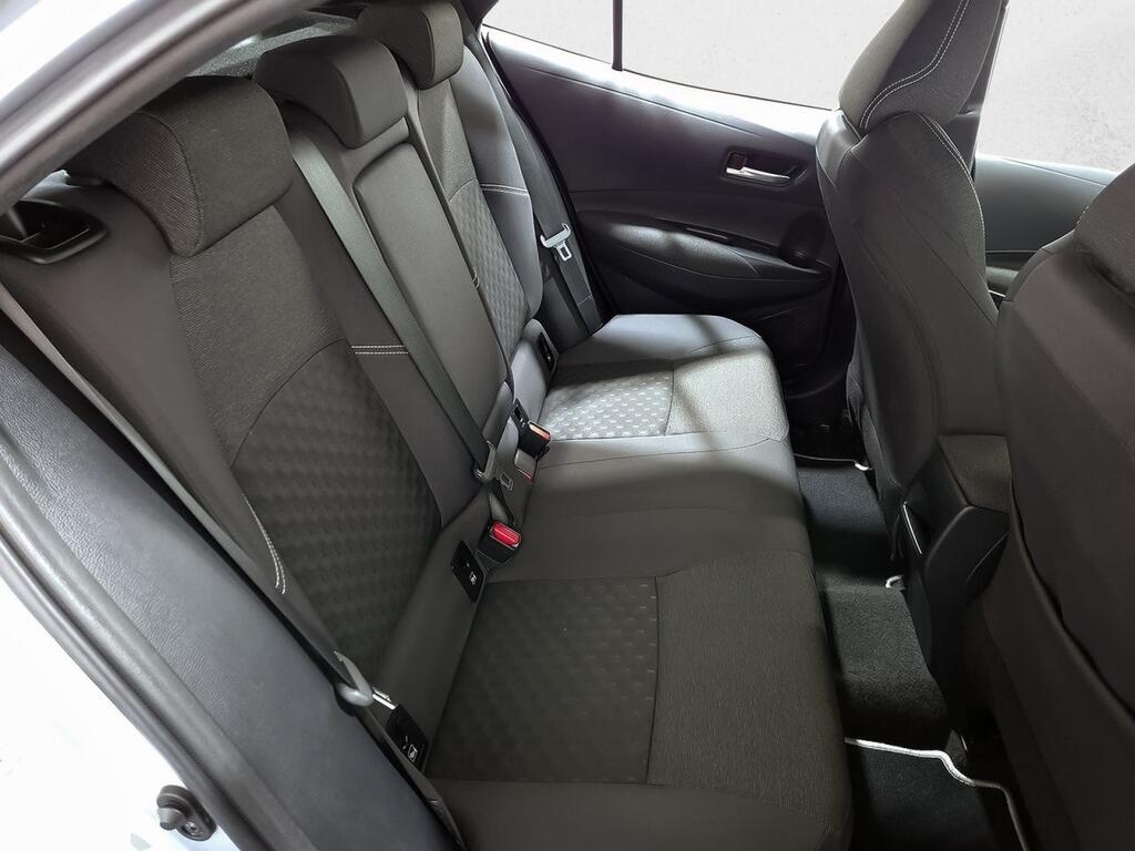 Toyota Corolla 140H Active Plus 8