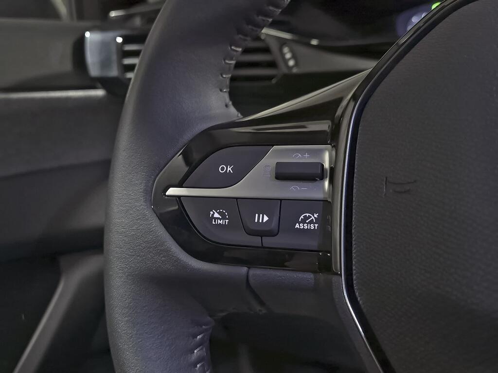 Peugeot 308 5P Allure PureTech 130 S&S MAN 17