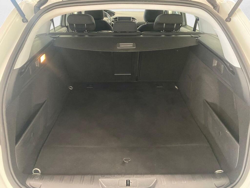 Peugeot 308 SW Style 1.2 PureTech 96KW (130CV) S&S 10