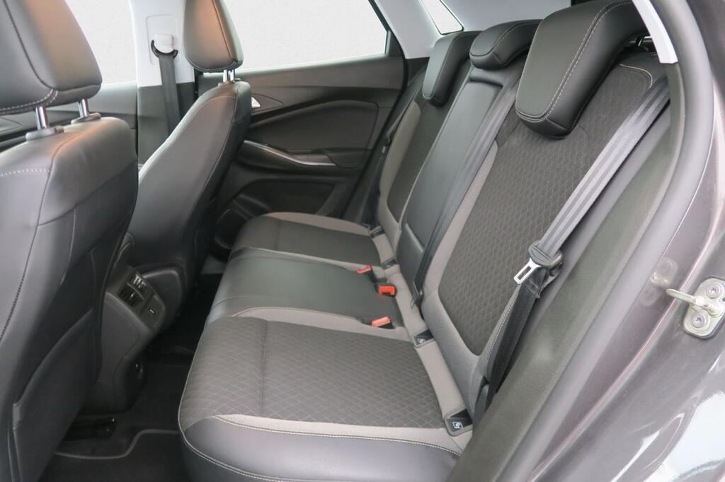 Opel Grandland X 1.2 Turbo Ultimate 16