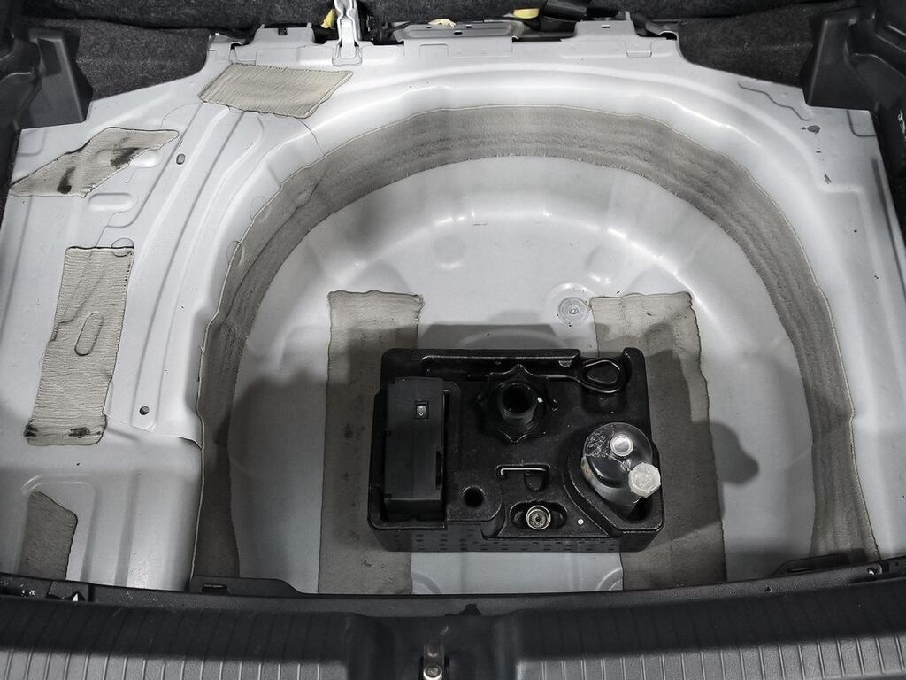 Volkswagen Polo Advance 1.0 TSI 70kW (95CV) 28