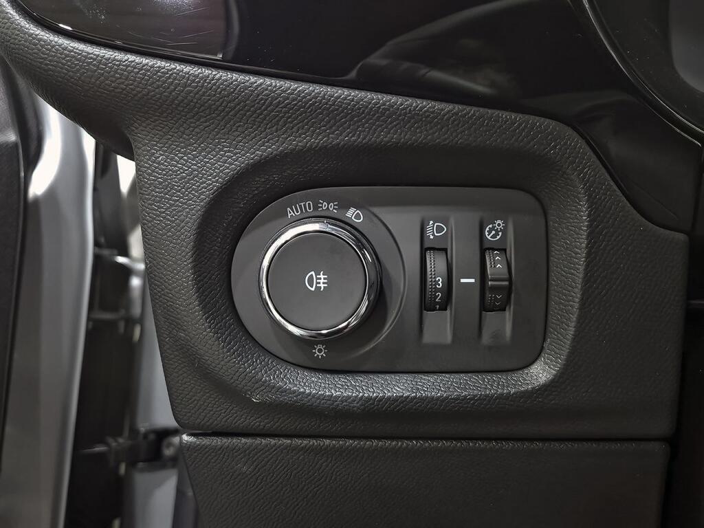 Opel Corsa 1.2T XHL 74kW (100CV) GS 13