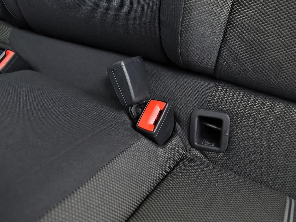 Volkswagen T-Roc Advance R-Line 2.0 TDI 110kW (150CV) DSG 28