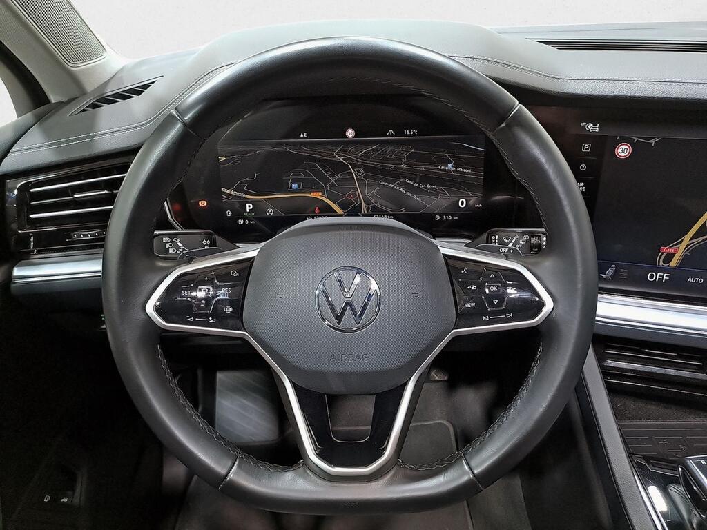 Volkswagen Touareg eHybrid Eleg 3.0 V6 TSI 280kW Tip 4M 26