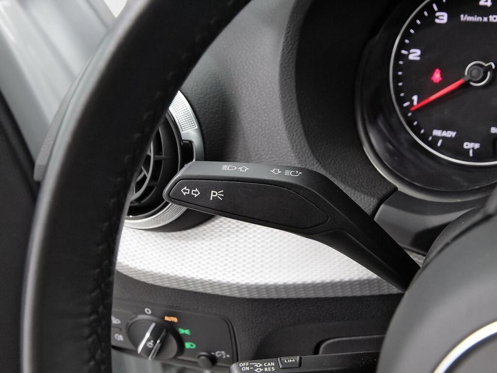 Audi Q2 S line 30 TDI 85kW (116CV) S tronic 17