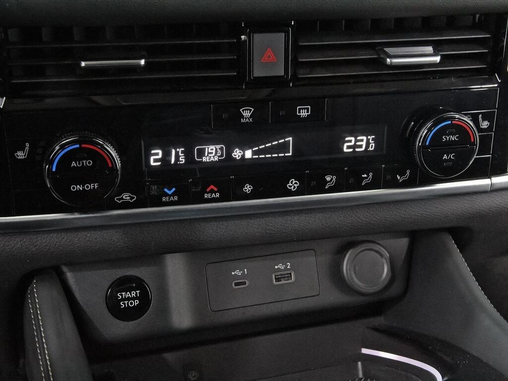 Nissan X-Trail 5pl 1.5 e-4ORCE 158kW 4x4 A/T Tekna 34