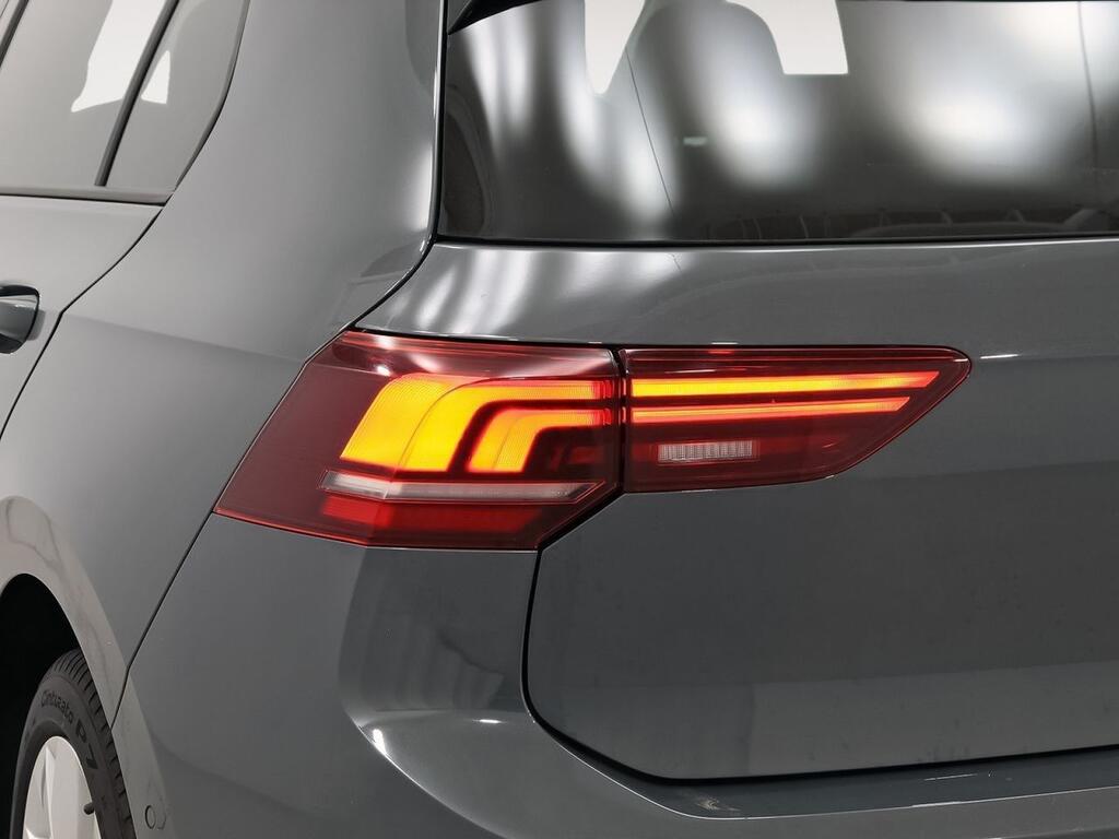 Volkswagen Golf ″Más″ 1.5 TSI 85kW (115CV) 37