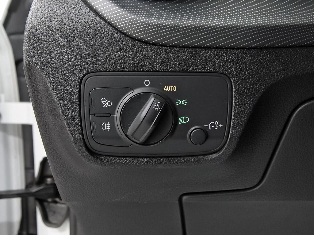 Audi Q2 Black Line 35 TDI 110kW (150CV) S tronic 14