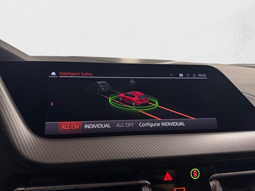 BMW Serie 1 116d Corporate Auto. 17