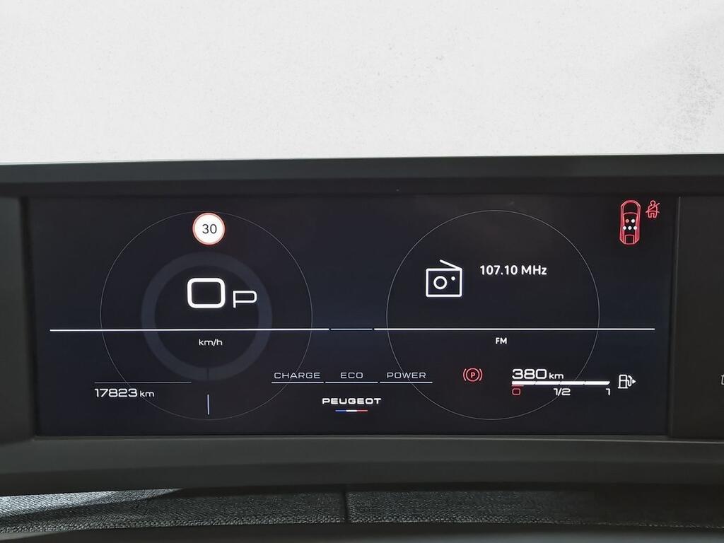 Peugeot 3008 Hybrid 1.2 100KW Allure eDCS6 13