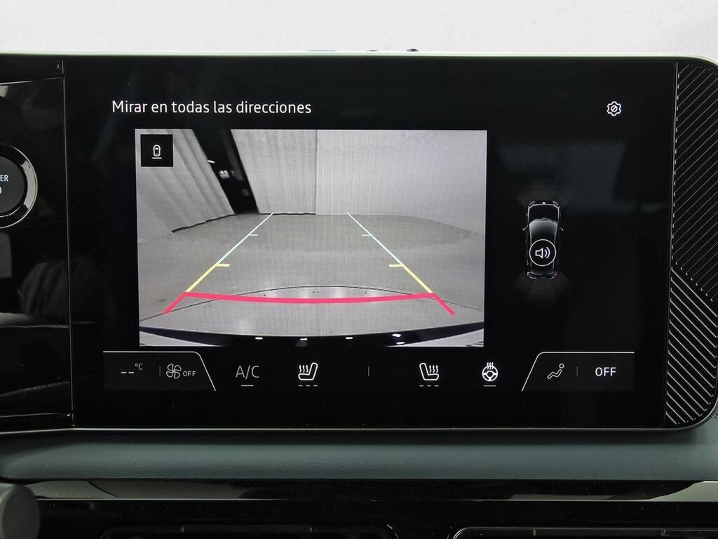 Nissan Micra Long Range 4x2 Tekna 27