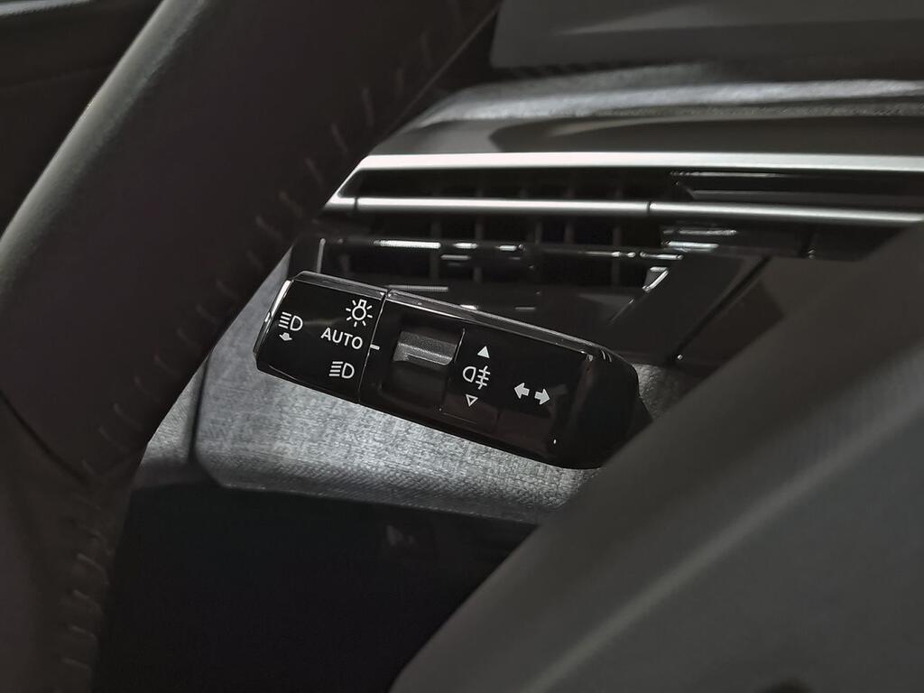 Peugeot 3008 Hybrid 1.2 100KW Allure eDCS6 14