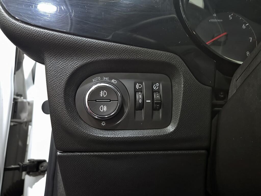 Opel Corsa 1.5D DT 74kW (100CV) Edition 12