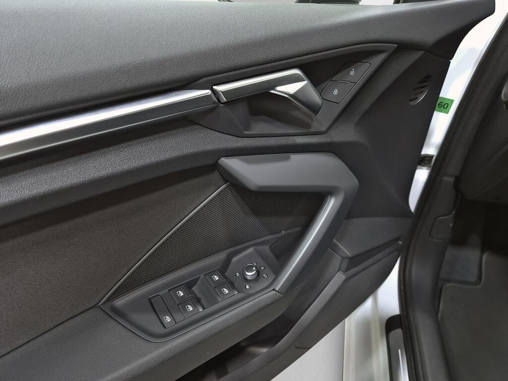 Audi A3 2.0 SPORTBACK 35 TDI S TRONIC GENUINE EDIT 5P (TECH PACK) 11