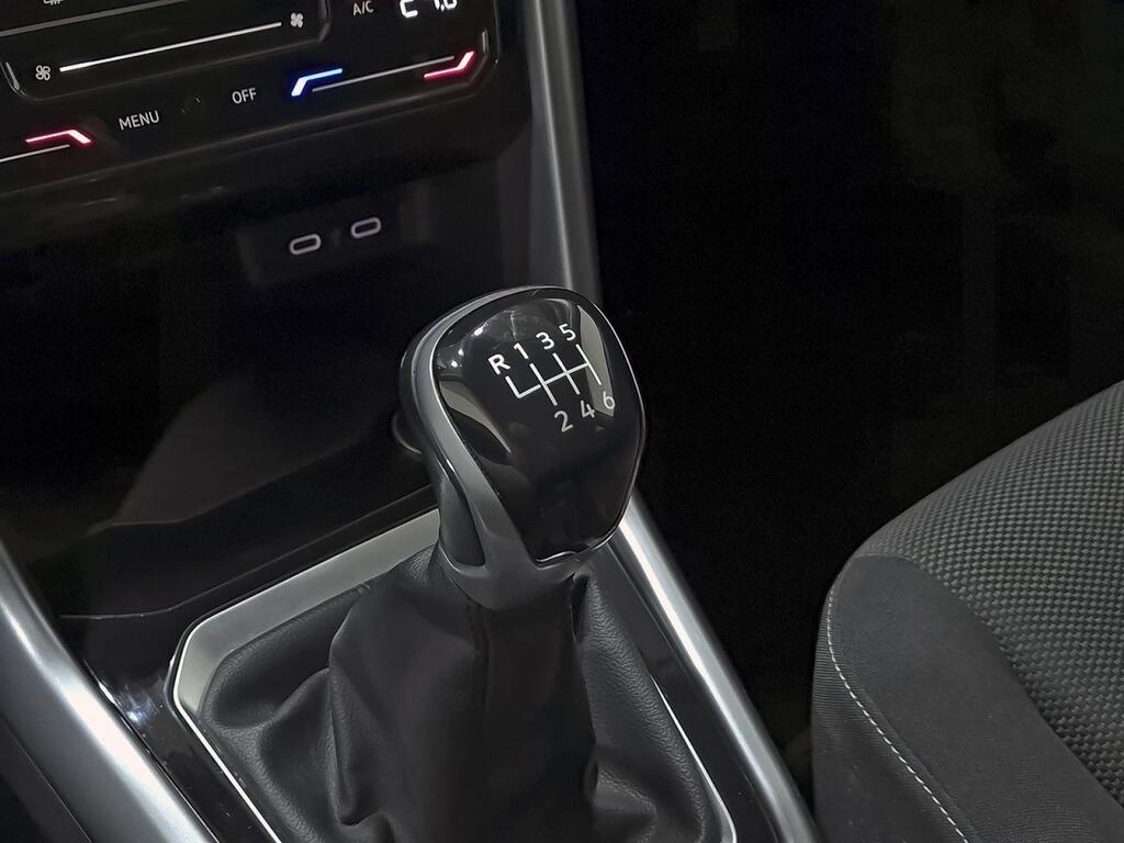 Volkswagen T-Roc Life 2.0 TDI 110kW (150CV) 27