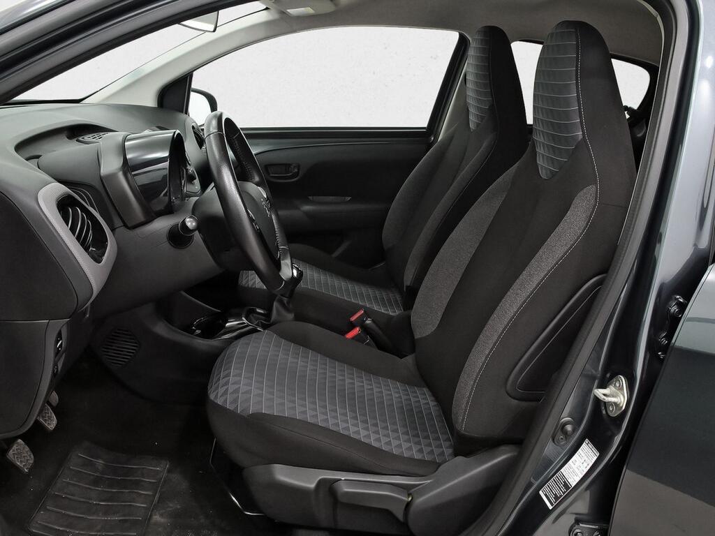 Peugeot 108 Active VTi 52kW (72CV) 8