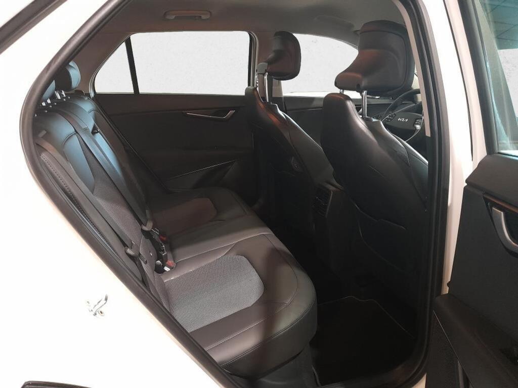 Kia Niro 1.6 GDi HEV 95kW (129CV) Drive 11