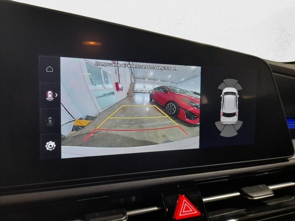 Kia Niro 1.6 GDi HEV 95kW (129CV) Drive 16