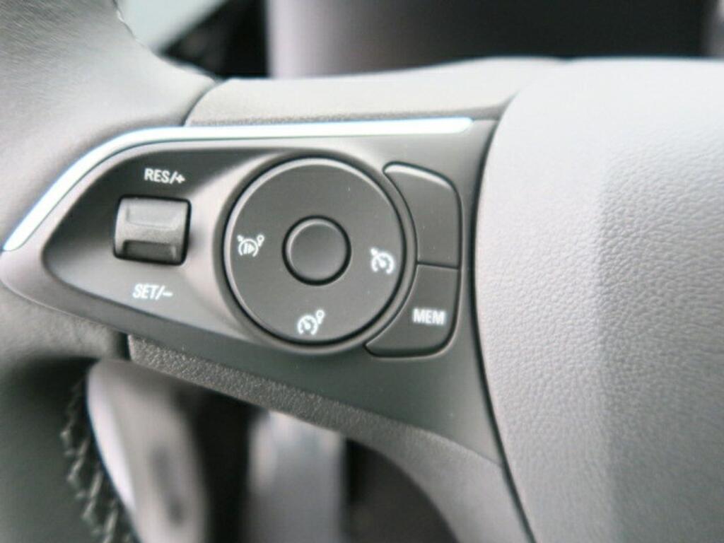 Opel Grandland GS 1,2 Turbo S/S MT6 130 CV 9