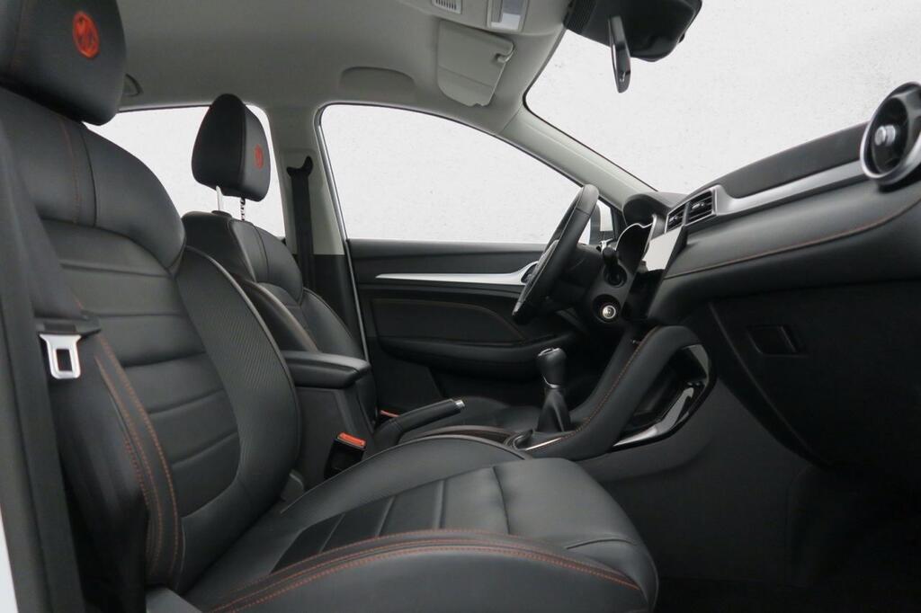 MG ZS LUXURY 1.5 106 CV 5P 21