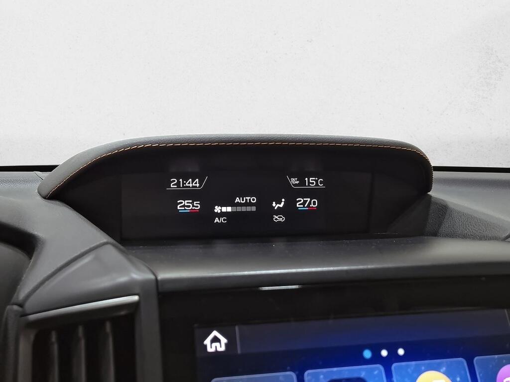 Subaru XV 2.0i Hybrid CVT Executive Plus 26