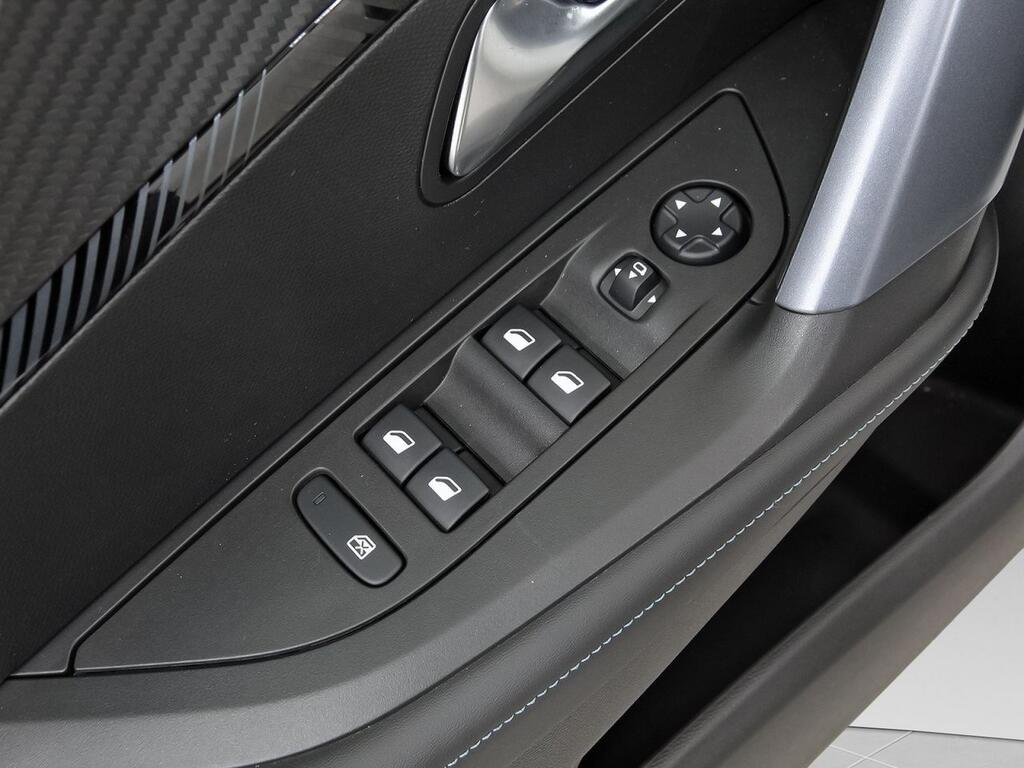 Peugeot 2008 Allure Puretech 100 S&S BVM6 13