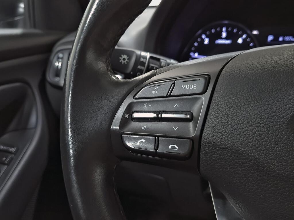 Hyundai i30 1.6 CRDI 85kW (116CV) Klass DCT 16