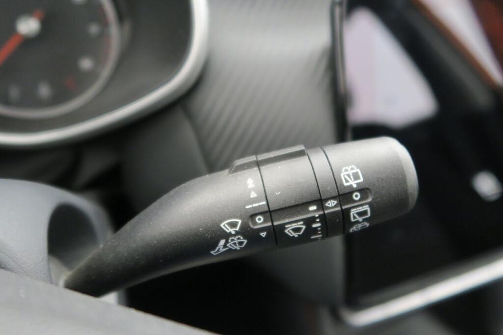 MG ZS COMFORT 1.5 106 CV 5P 14