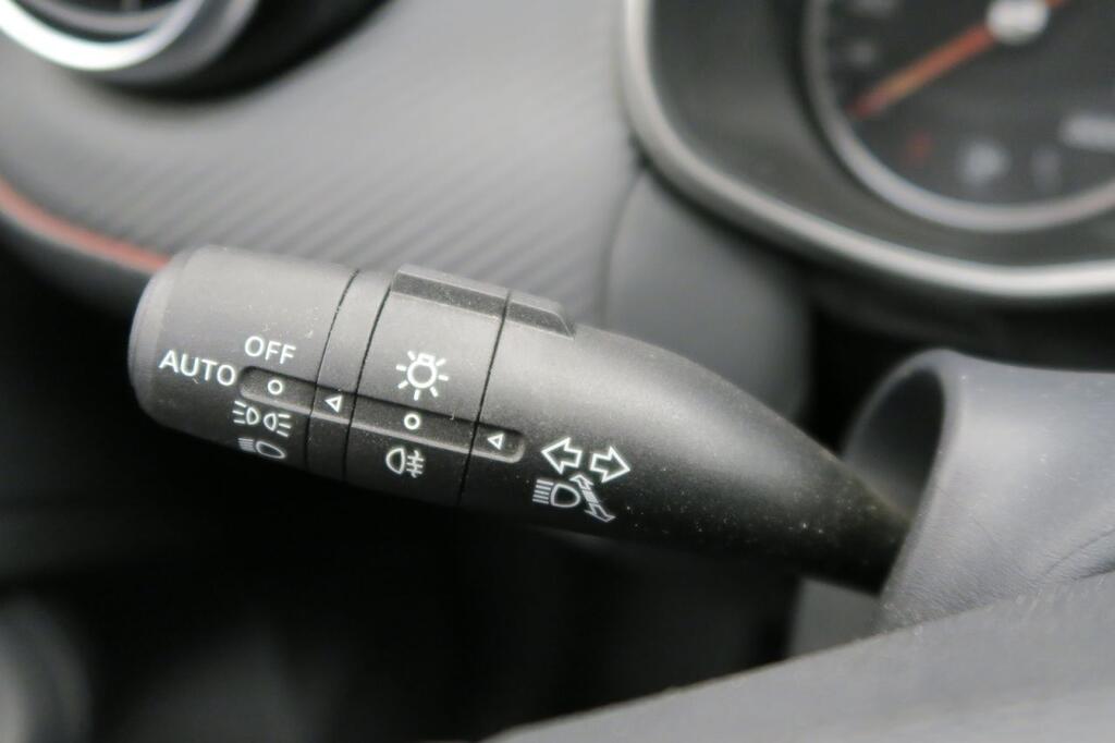 MG ZS COMFORT 1.5 106 CV 5P 13