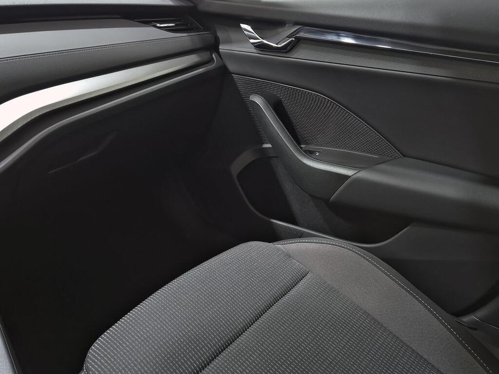 Skoda Octavia Combi 2.0 TDI 110kW DSG Ambition Plus 29