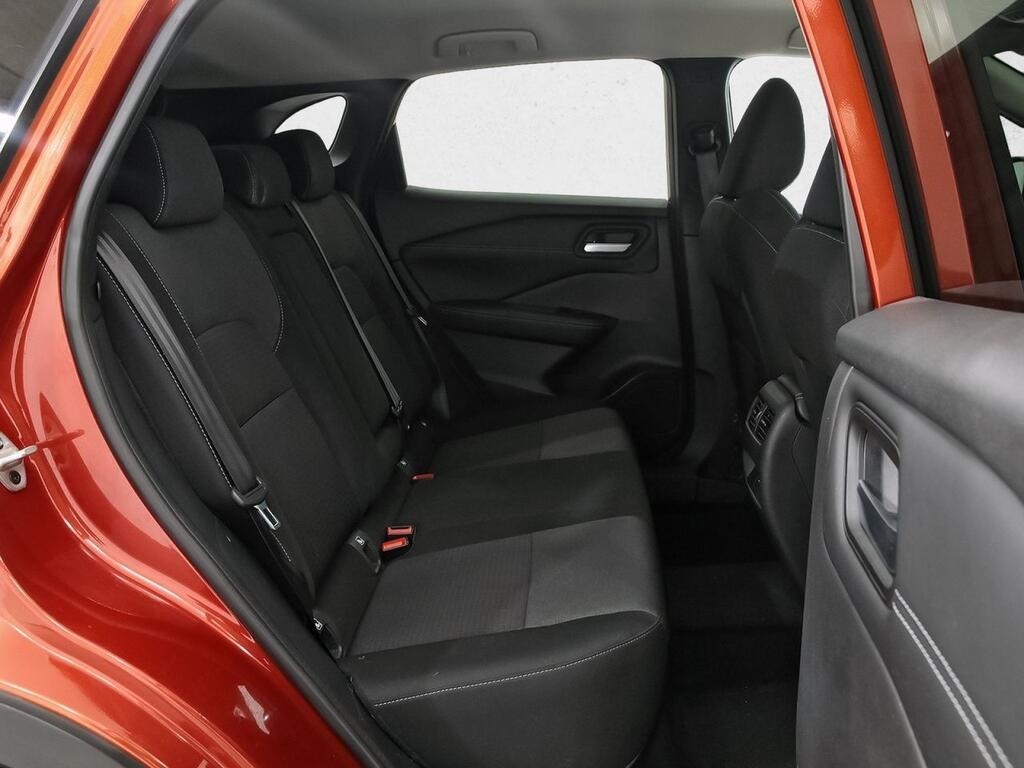 Nissan Qashqai DIG-T 116kW Xtronic N-Connecta 8