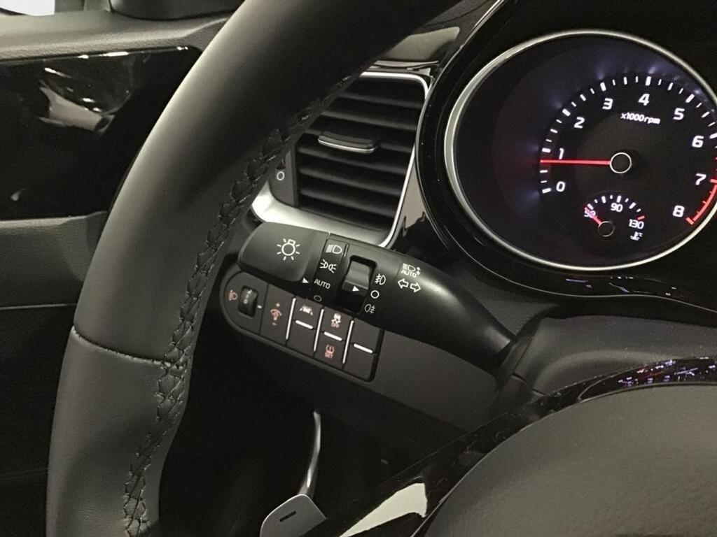 Kia Ceed 1.6 MHEV 100kW (136CV) Tech DCT 9