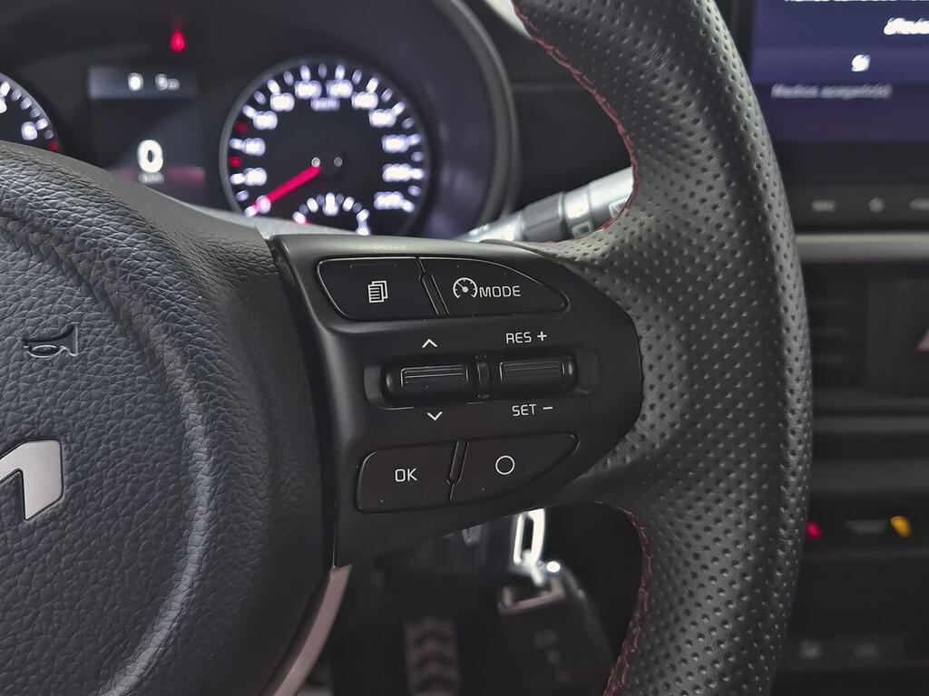 Kia Picanto 1.0 DPi 49kW (67CV) GT Line 17