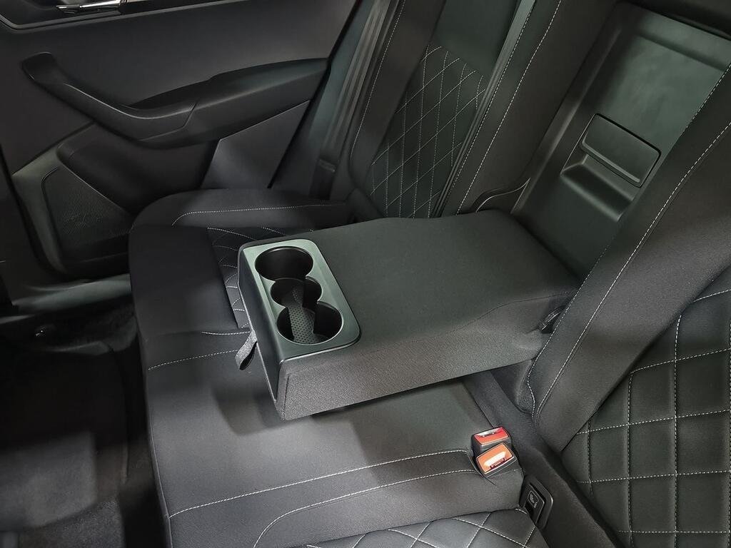 Skoda Karoq 1.5 TSI 110kW (150CV) DSG ACT Sportline 34