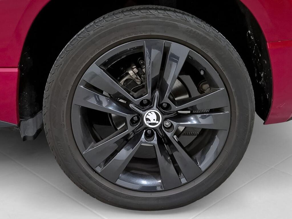 Skoda Karoq 1.5 TSI 110kW (150CV) DSG ACT Sportline 8