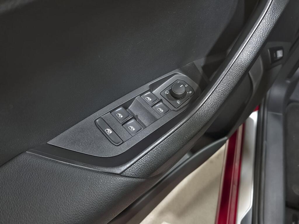 Skoda Karoq 1.5 TSI 110kW (150CV) DSG ACT Sportline 9