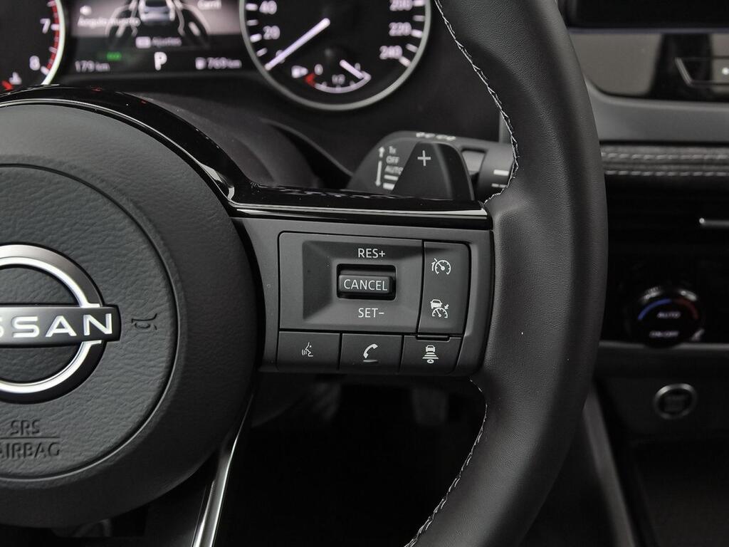 Nissan Qashqai DIG-T 116kW (158CV) mHEV CVT Acenta 18