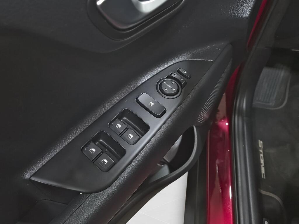 Kia Stonic 1.2 DPi 62kW (84CV) Drive 11