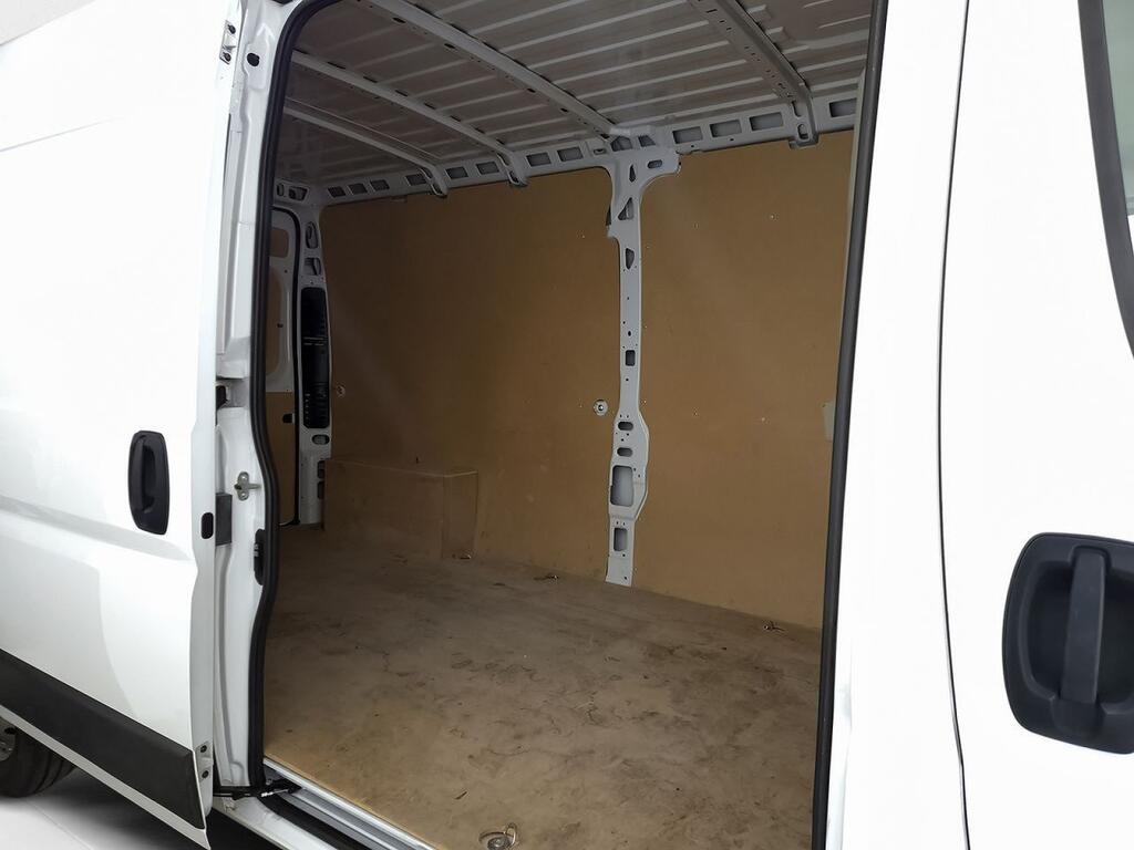 Citroën Jumper FURGON 2.2 BHDI 140 L3H2 3.5T 4P 8