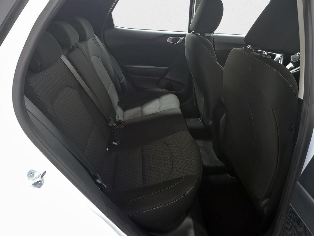 Kia XCeed 1.6 MHEV iMT Drive 100kW (136CV) 8