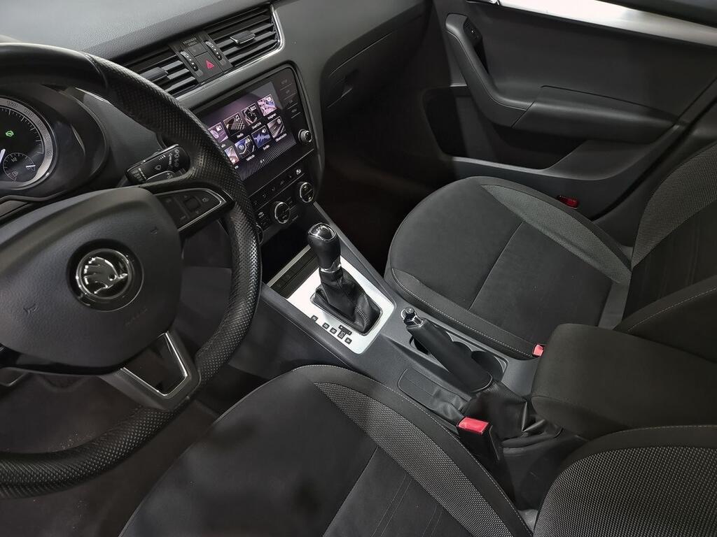 Skoda Octavia Combi 1.5 TSI 110KW (150CV) DSG Ambition 27