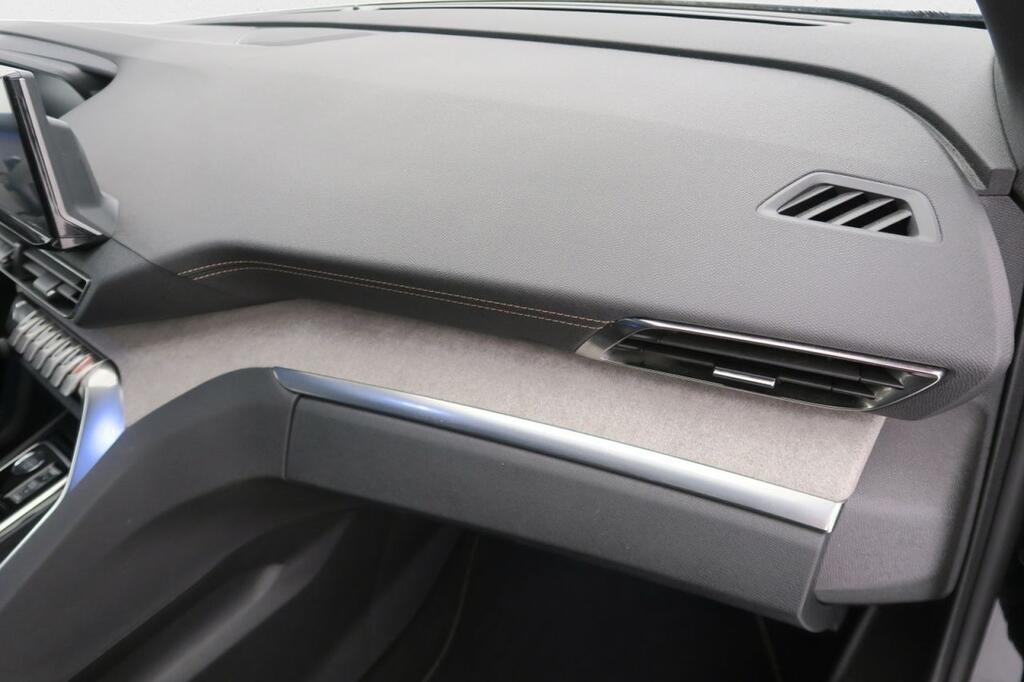 Peugeot 5008 GT 1.5 BLUEHDI 130 CV S&S AUTO 5P 7 PLAZAS 17